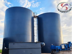 Sistema de tanque anaer&oacute;bico para &aacute;guas residuais de prensas de suco de vegetais